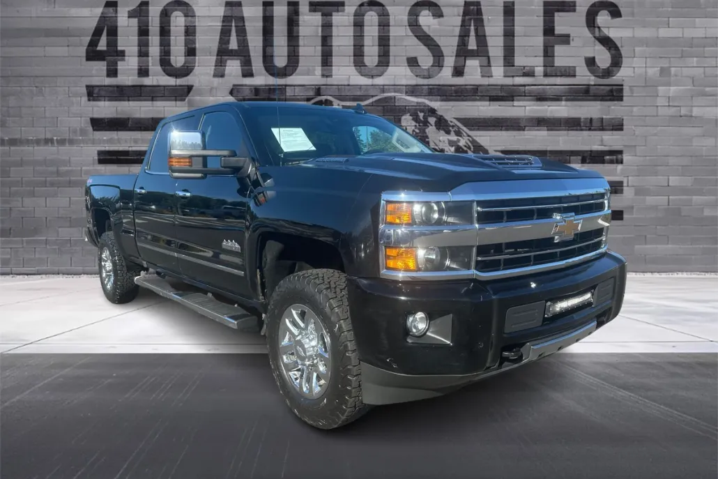 2018 Chevrolet Silverado 3500HD High Country photo 1