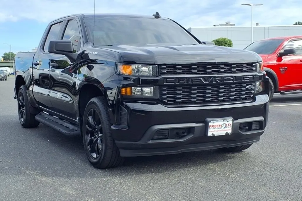 2020 Chevrolet Silverado 1500 Custom photo 1