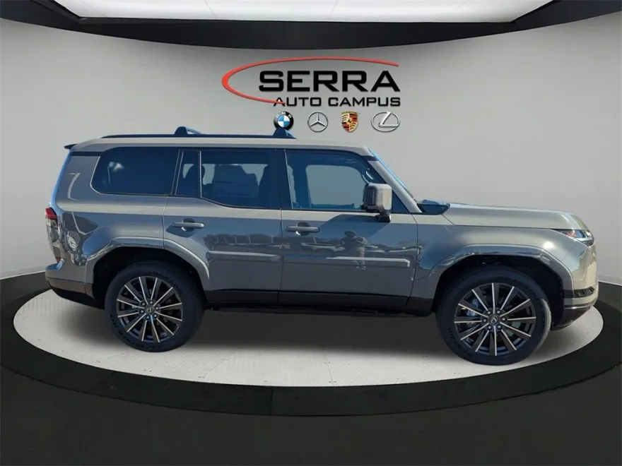 2025 Lexus GX 550 Luxury photo 1