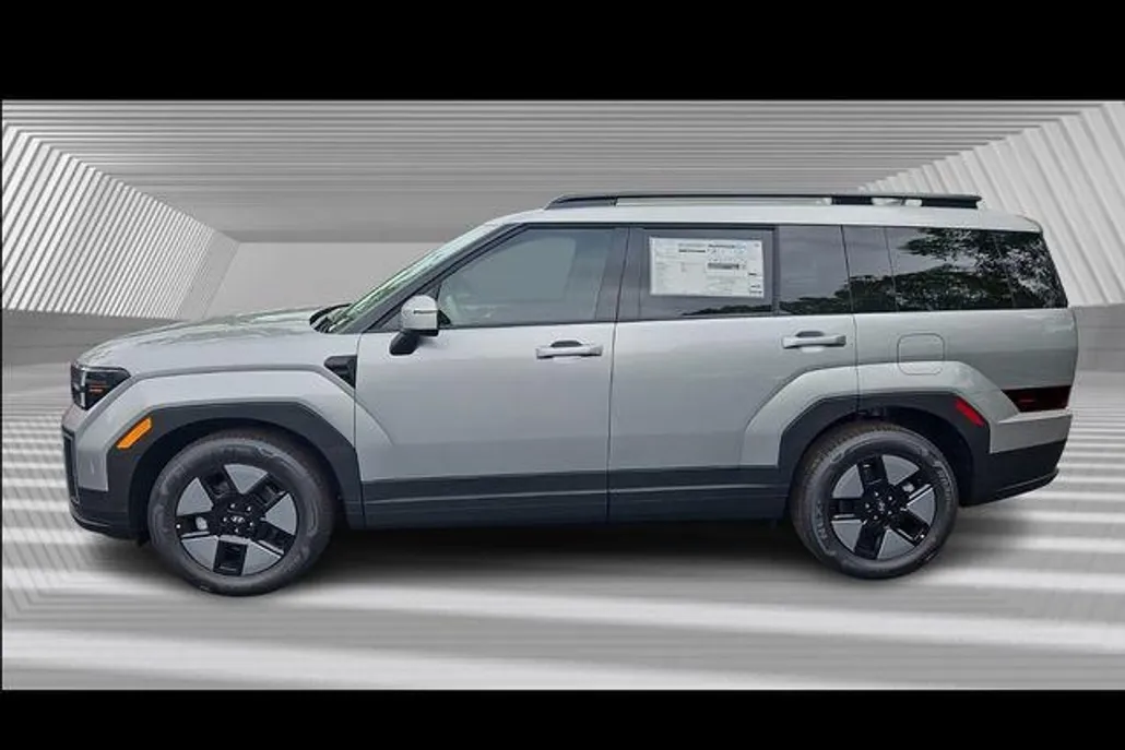 2026 Hyundai Santa Fe SEL photo 1