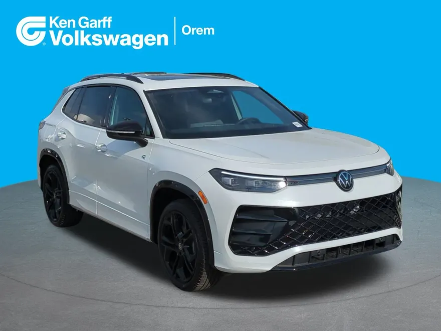 2025 Volkswagen Tiguan SE R-Line Black photo 1
