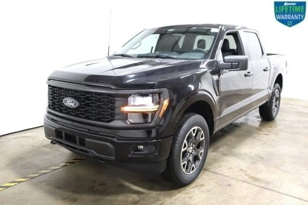 2025 Ford F-150 STX photo 1