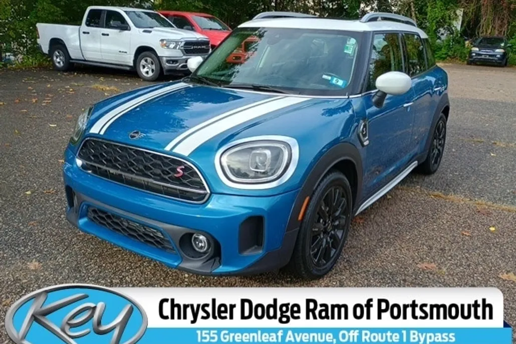 2023 Mini Countryman S ALL4 photo 1