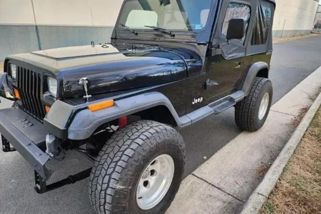 1988 Jeep Wrangler Base photo 1