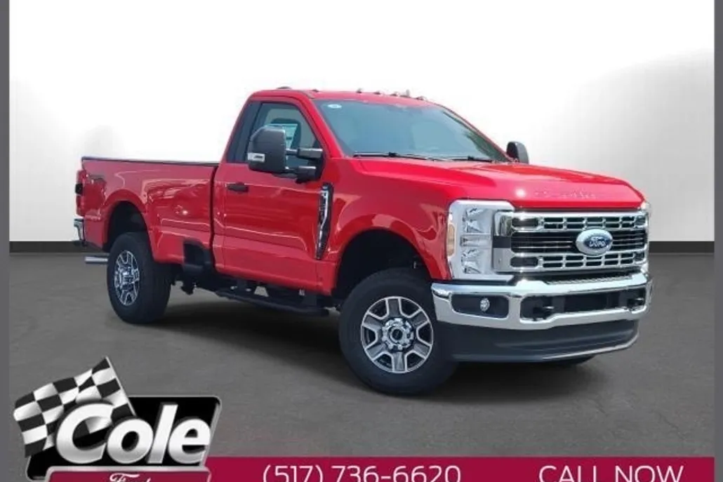 2025 Ford F-350 XLT photo 1