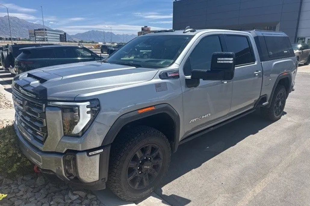 2024 Gmc Sierra HD AT4 photo 1