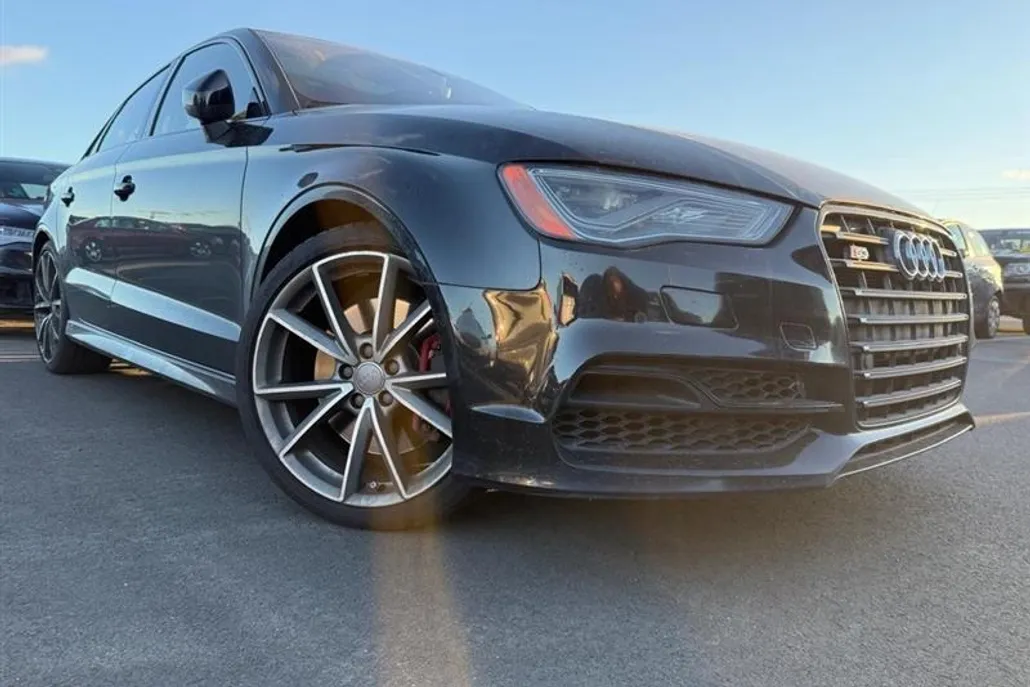2016 Audi S3 Premium Plus photo 1