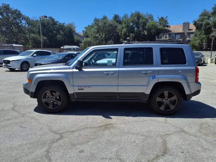 2016 Jeep Patriot 75th Anniversary Edition photo 1