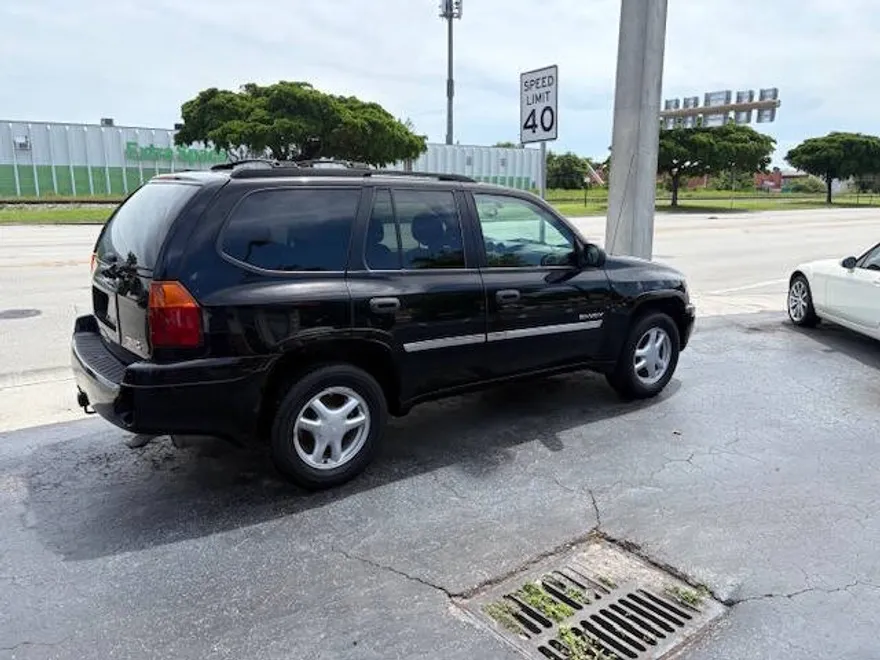 2006 Gmc Envoy SLT photo 1