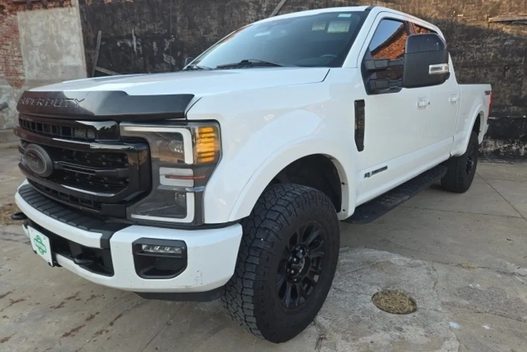 2022 Ford F-250 photo 1