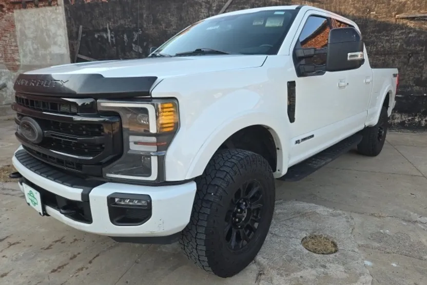 2022 Ford F-250 photo 1