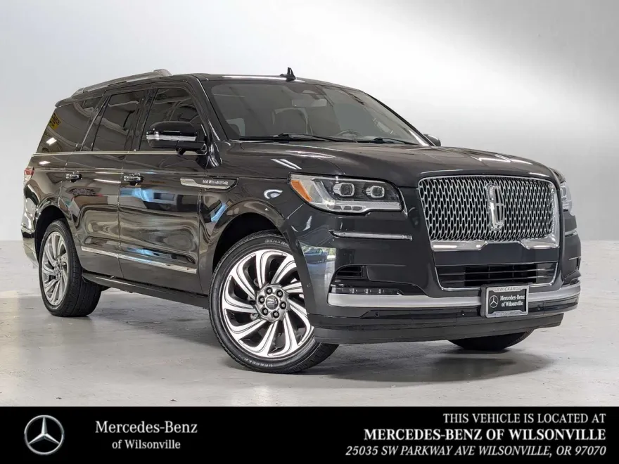 2023 Lincoln Navigator Reserve photo 1