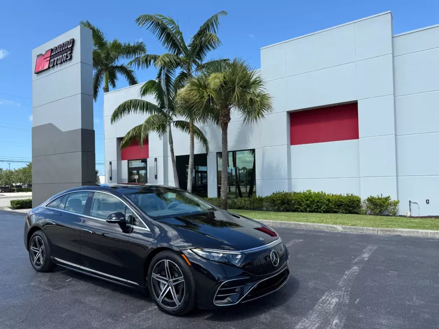 2024 Mercedes Benz EQS-Class Sedan photo 1