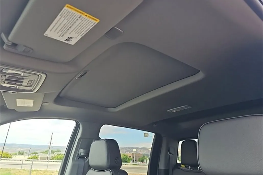 2025 Gmc Sierra 3500 HD Denali photo 1