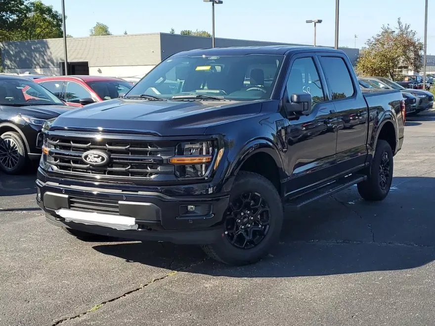2025 Ford F-150 XLT photo 1