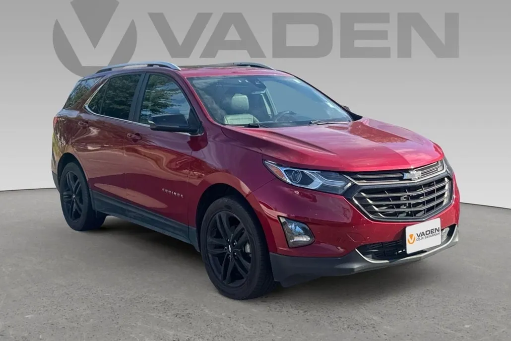 2021 Chevrolet Equinox LT photo 1