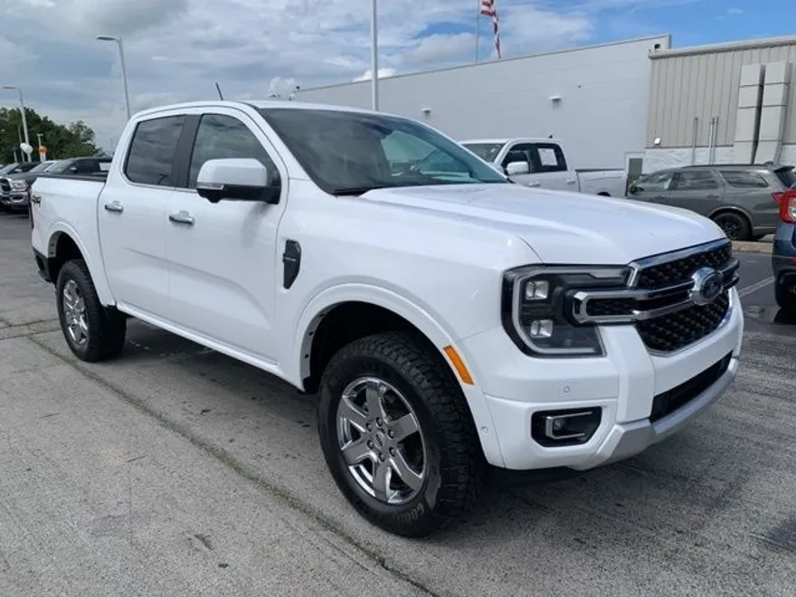 2024 Ford Ranger Lariat photo 1