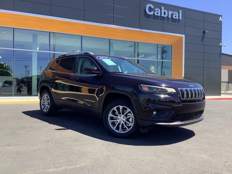 2021 Jeep Cherokee Latitude Lux photo 1