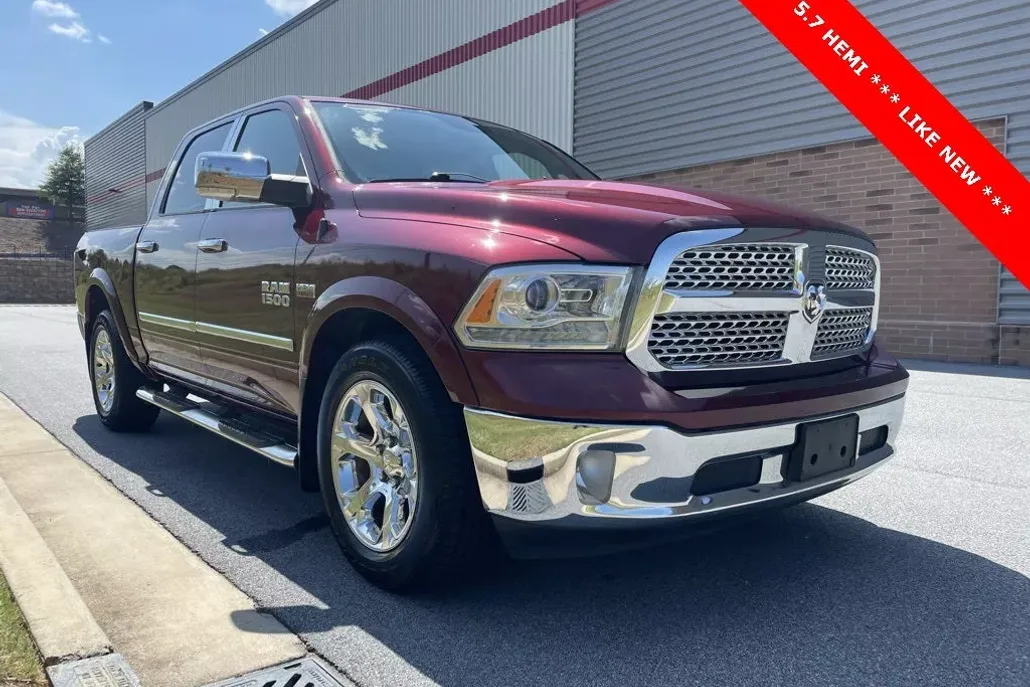 2017 Ram 1500 Laramie photo 1