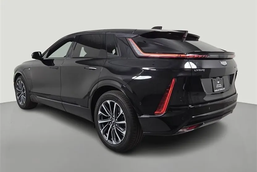 2024 Cadillac Lyriq Sport photo 1