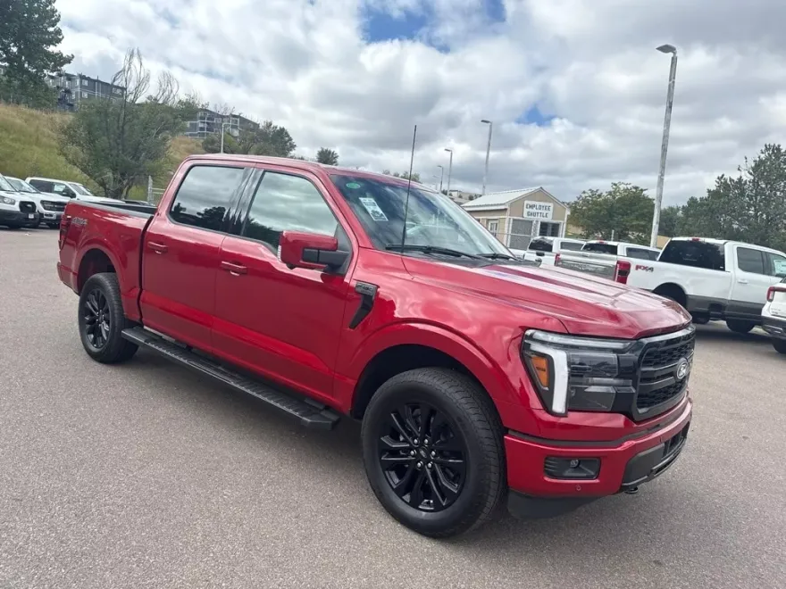 2025 Ford F-150 Lariat photo 1