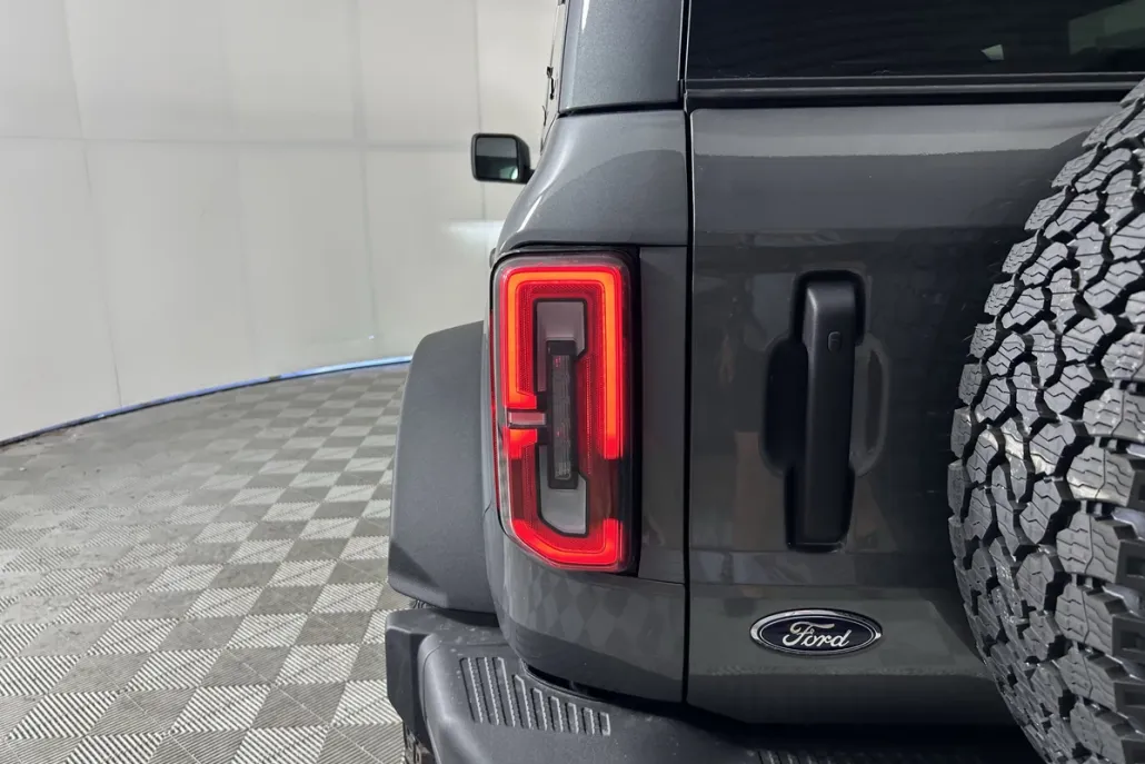 2025 Ford Bronco Badlands photo 1