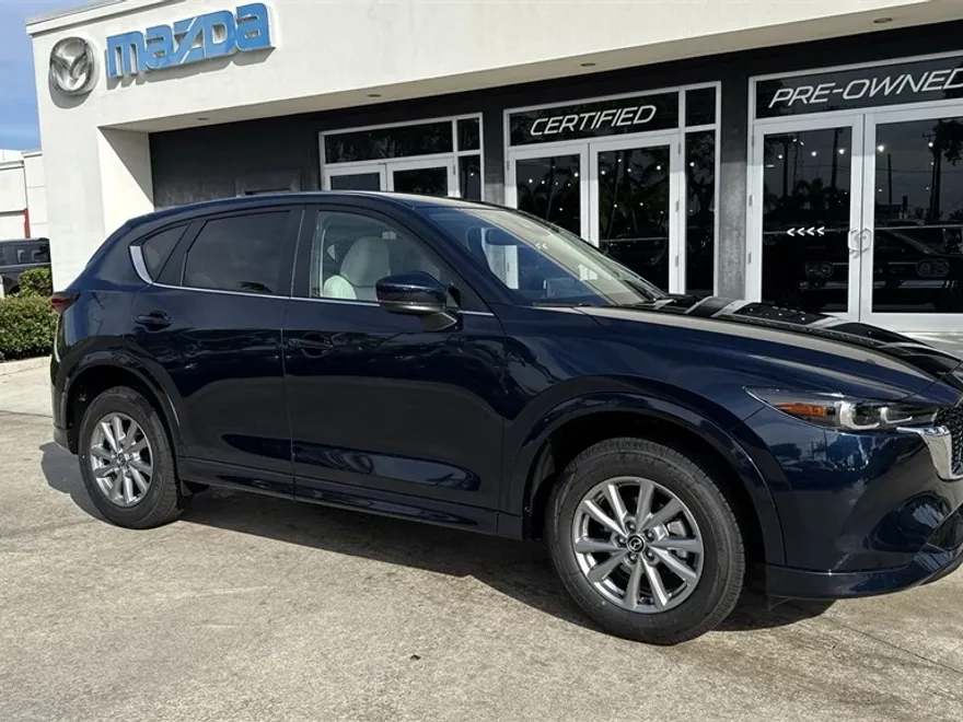 2025 Mazda CX-5 2.5 S Preferred photo 1