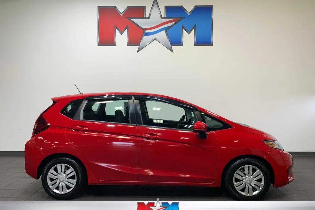 2015 Honda Fit LX photo 1