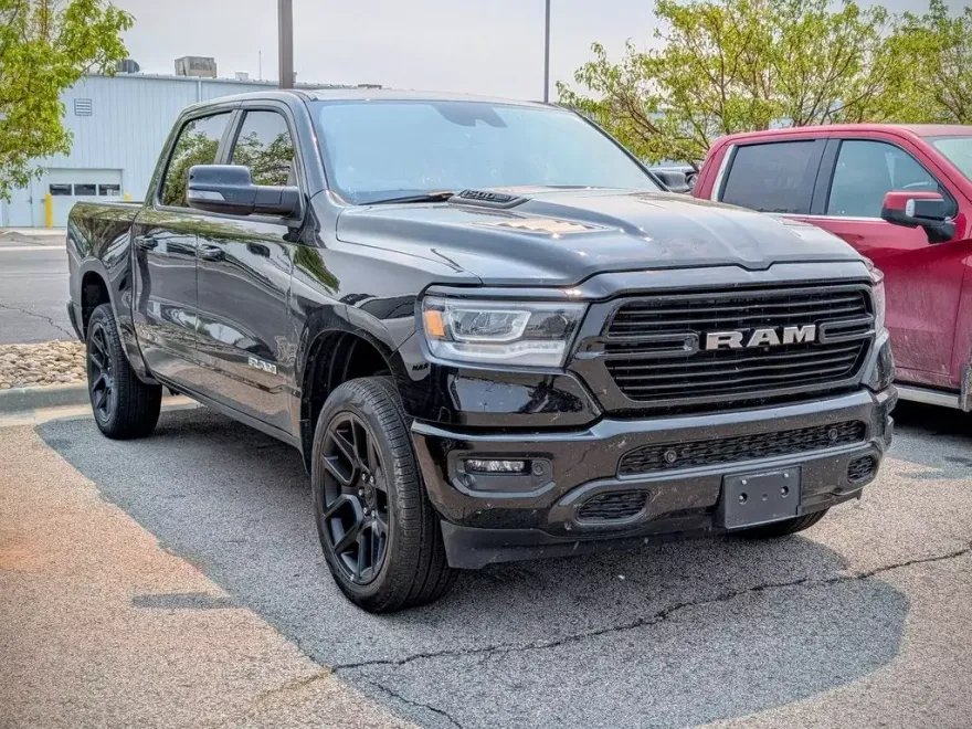 2023 Ram 1500 Laramie photo 1