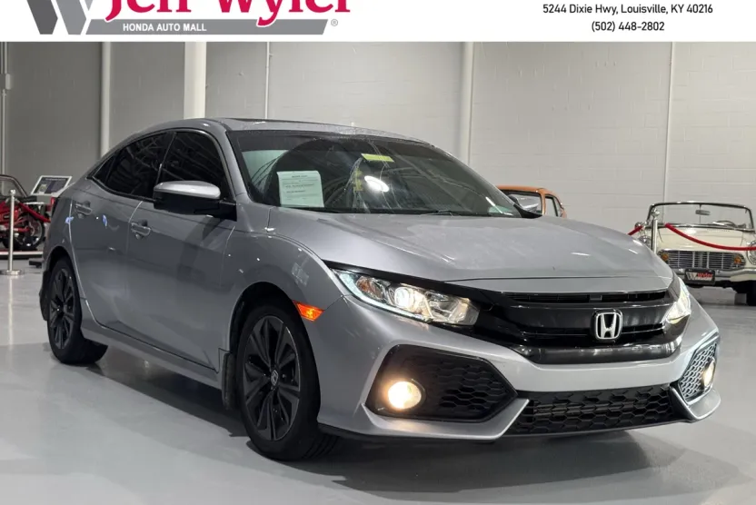2017 Honda Civic Hatchback EX-L photo 1