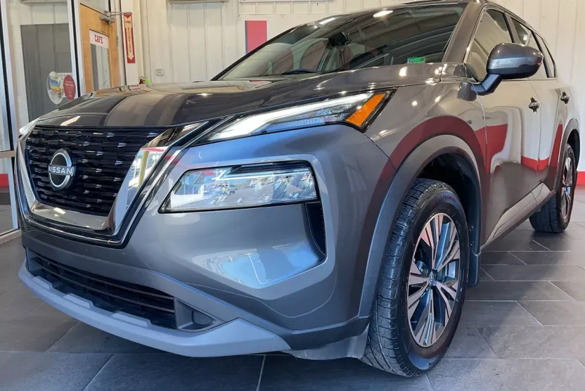2023 Nissan Rogue SV photo 1
