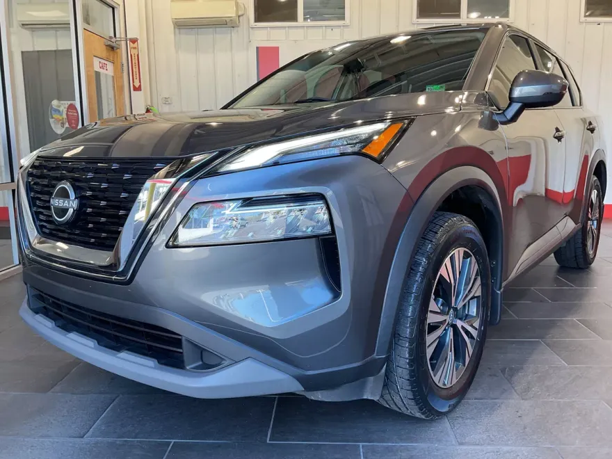 2023 Nissan Rogue SV photo 1