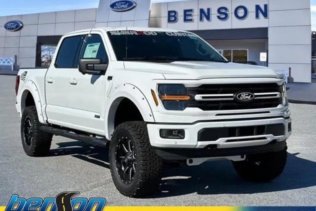 2024 Ford F-150 XLT photo 1