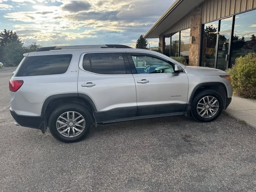 2018 Gmc Acadia SLE photo 1