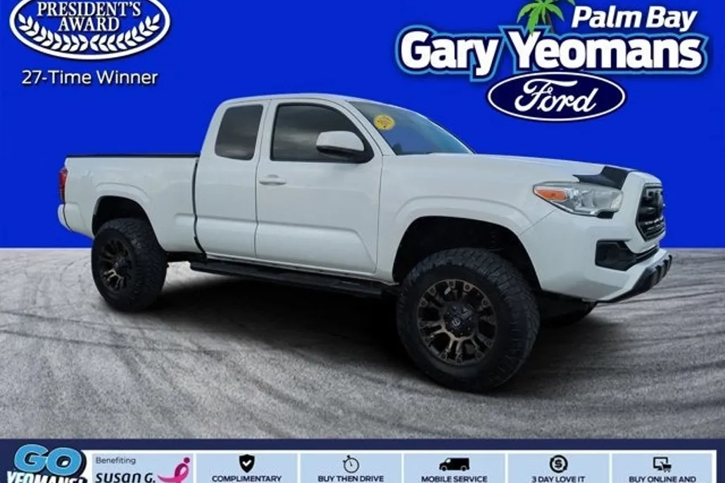 2019 Toyota Tacoma SR photo 1