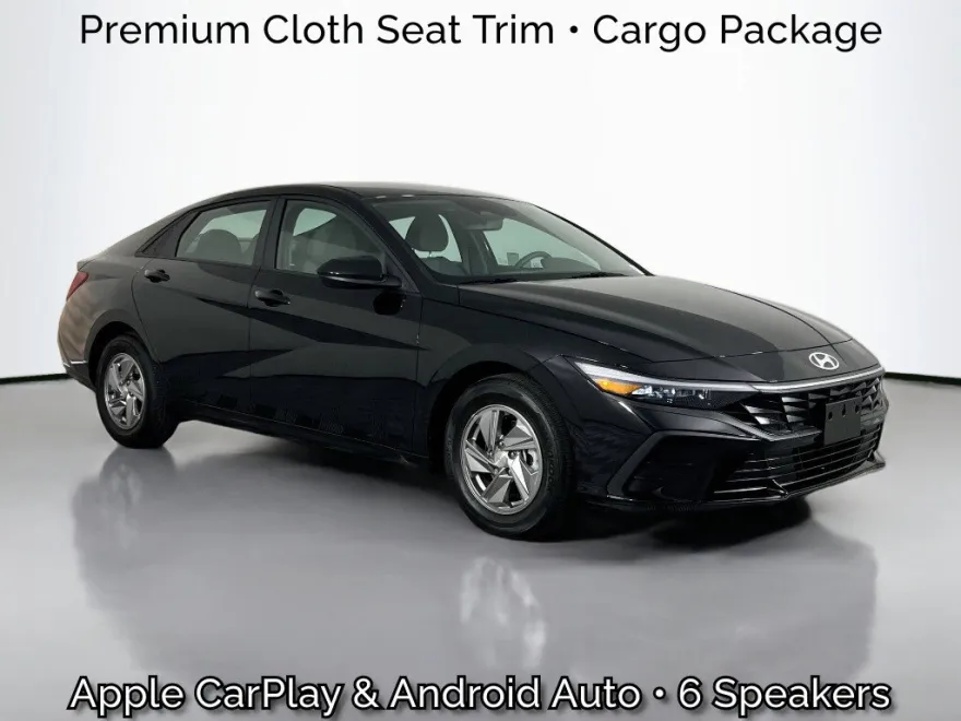 2025 Hyundai Elantra SE photo 1