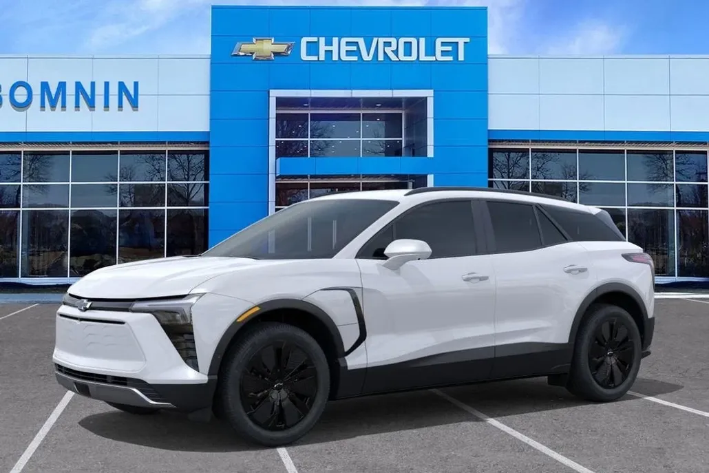 2025 Chevrolet Blazer EV photo 1