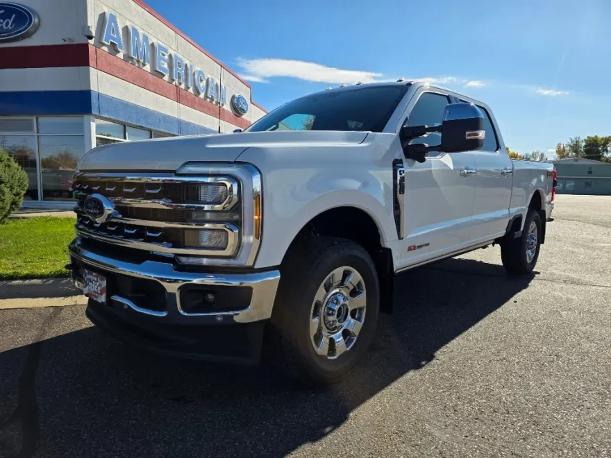 2026 Ford F-350 Lariat photo 1