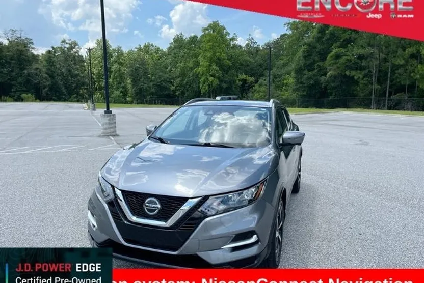2022 Nissan Rogue Sport SL photo 1