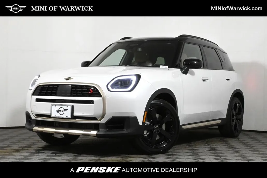 2025 Mini Countryman S ALL4 photo 1
