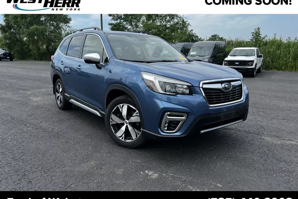 2021 Subaru Forester Touring photo 1