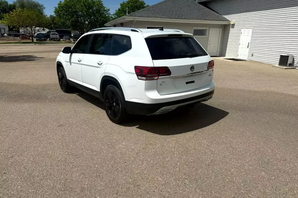 2019 Volkswagen Atlas SE photo 1