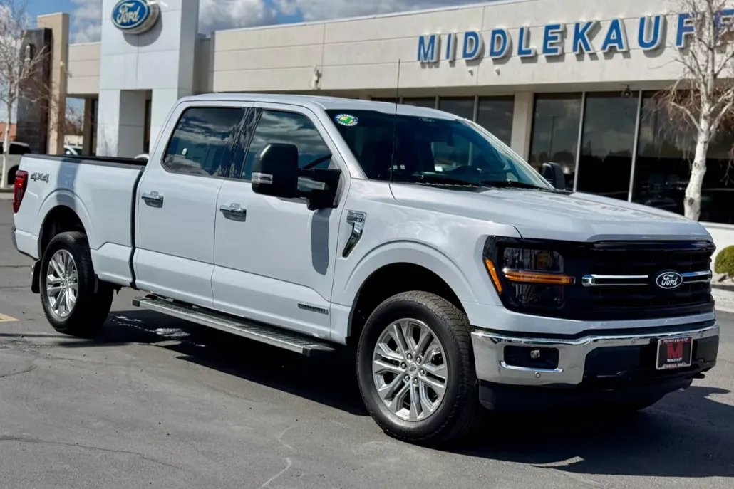 2025 Ford F-150 XLT photo 1
