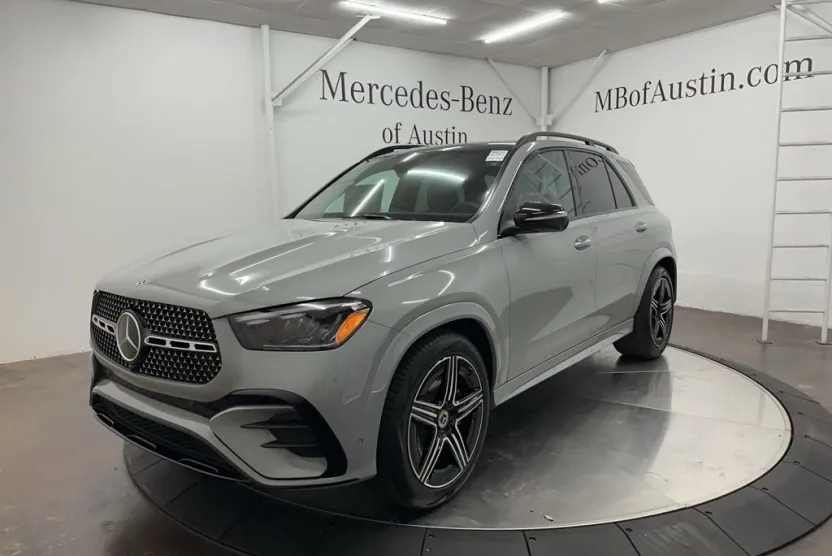 2026 Mercedes Benz GLE 580 4MATIC photo 1