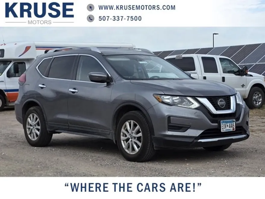 2020 Nissan Rogue SV AWD photo 1