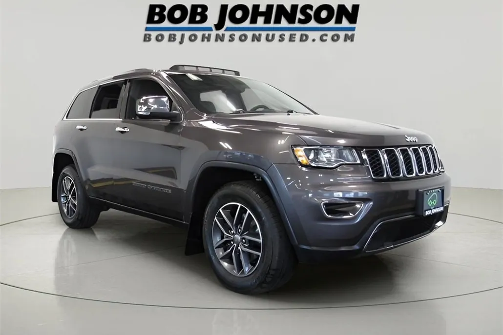 2017 Jeep Grand Cherokee Limited photo 1