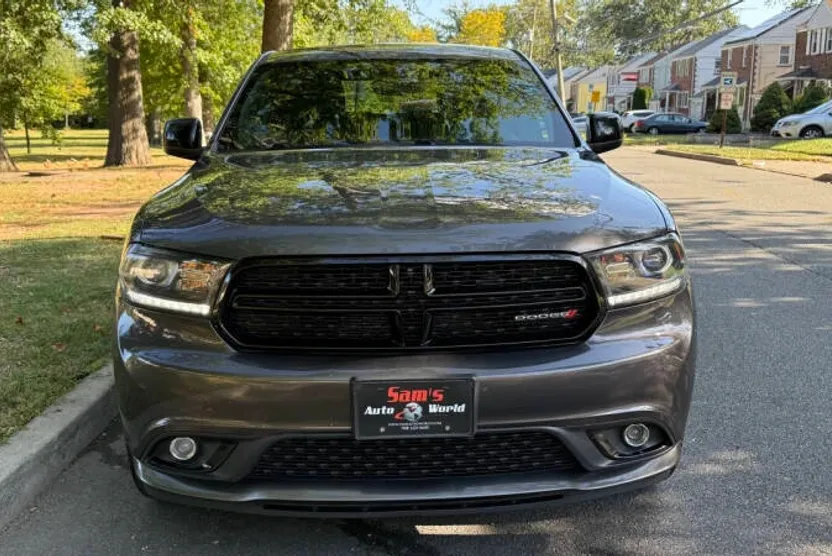 2018 Dodge Durango SXT Plus photo 1
