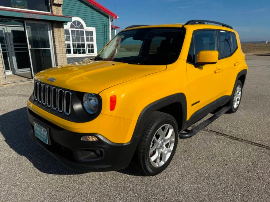 2016 Jeep Renegade Latitude photo 1
