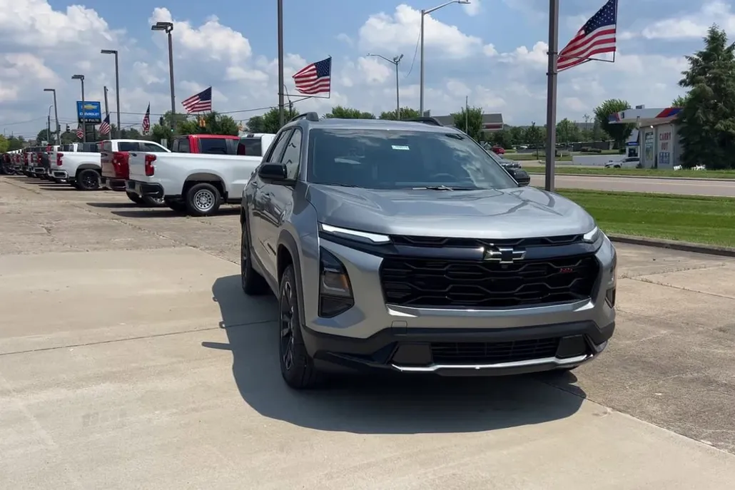 2026 Chevrolet Equinox RS photo 1
