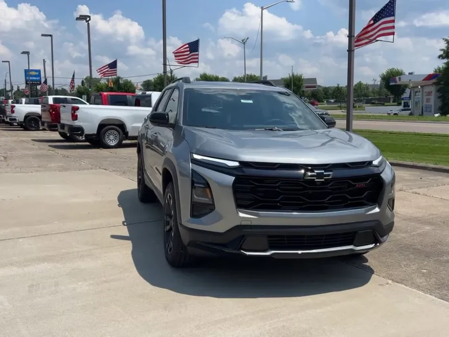 2026 Chevrolet Equinox RS photo 1